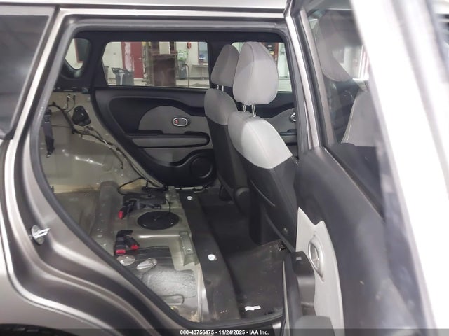KIA SOUL + 2016 KNDJP3A56G7323658 Image 8