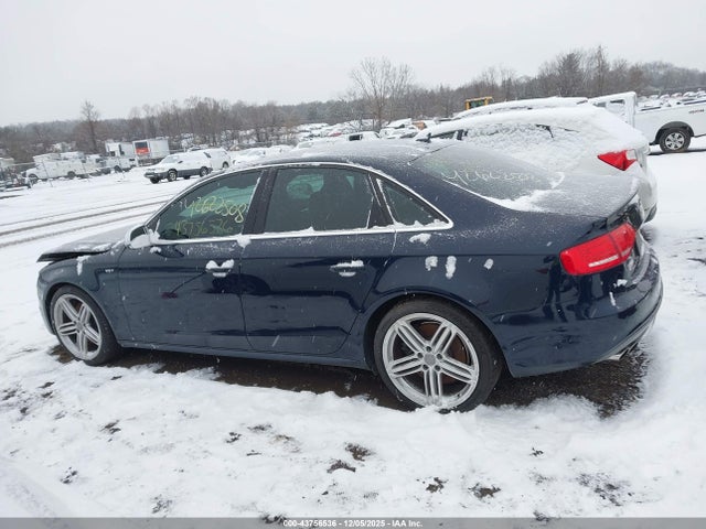 Продажа на аукционе авто 2011 Audi S4 3.0 Premium Plus, vin: WAUKGAFLXBA009648, номер лота: 43756536