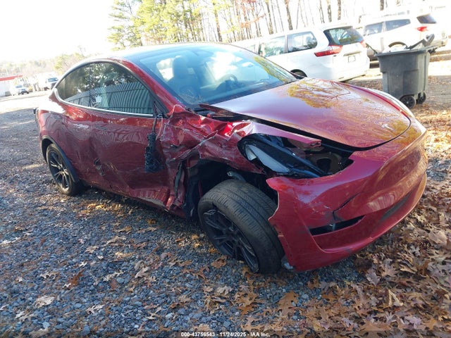 2025 TESLA MODEL Y 7SAYGDEE4SA367417 Photo 0