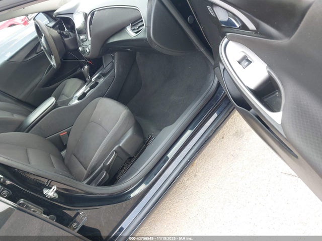 2020 Chevrolet Malibu Fwd Lt მანქანა იყიდება აუქციონზე, vin: 1G1ZD5ST3LF098810, აუქციონის ნომერი: 43756549