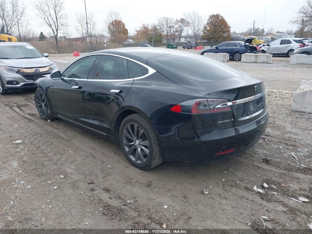 2017 TESLA MODEL S 5YJSA1E20HF191597 Photo 2