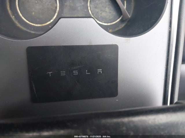 2022 TESLA MODEL Y 7SAYGDEE0NF356762 Photo 10