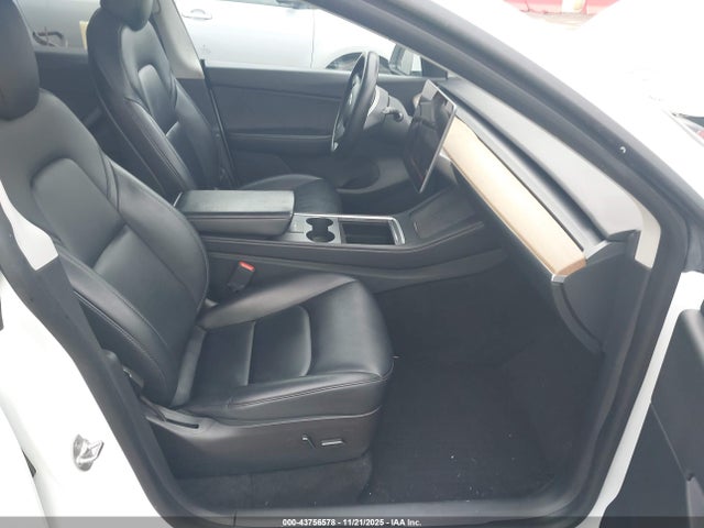 2022 TESLA MODEL Y 7SAYGDEE0NF356762 Photo 4