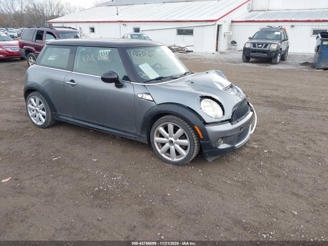 2010 MINI COOPER S WMWMF7C55ATZ69936