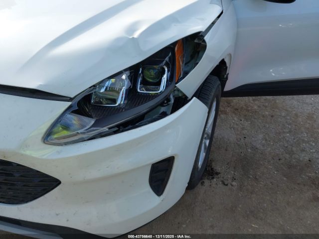 2022 FORD ESCAPE 1FMCU9G61NUA60896 Photo 5