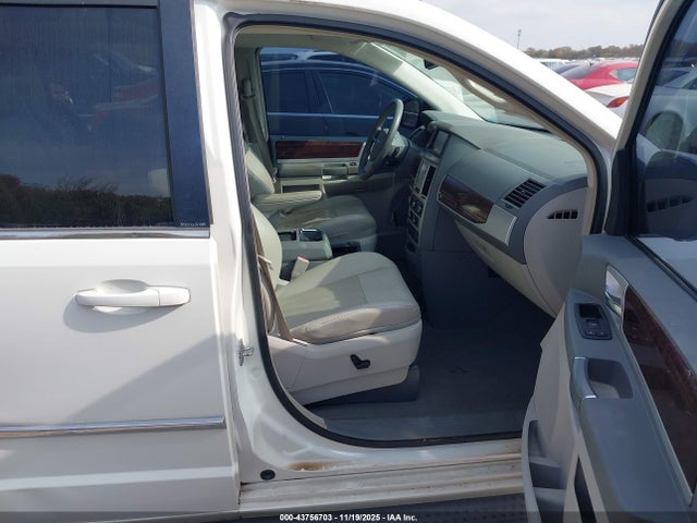 Aukcja sprzedaży 2010 Chrysler Town & Country Touring, vin: 2A4RR5D14AR133746, numer aukcji: 43756703