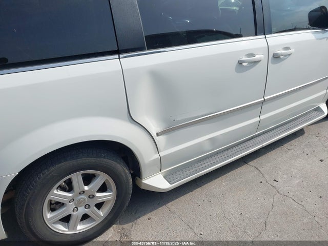 Aukcja sprzedaży 2010 Chrysler Town & Country Touring, vin: 2A4RR5D14AR133746, numer aukcji: 43756703