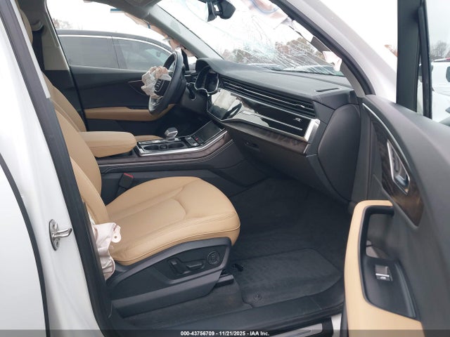 2025 AUDI Q7 WA1LCBF7XSD001327 Photo 4