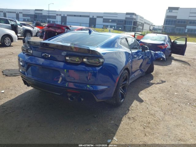 2021 CHEVROLET CAMARO 1G1FE1R75M0103043 Photo 3