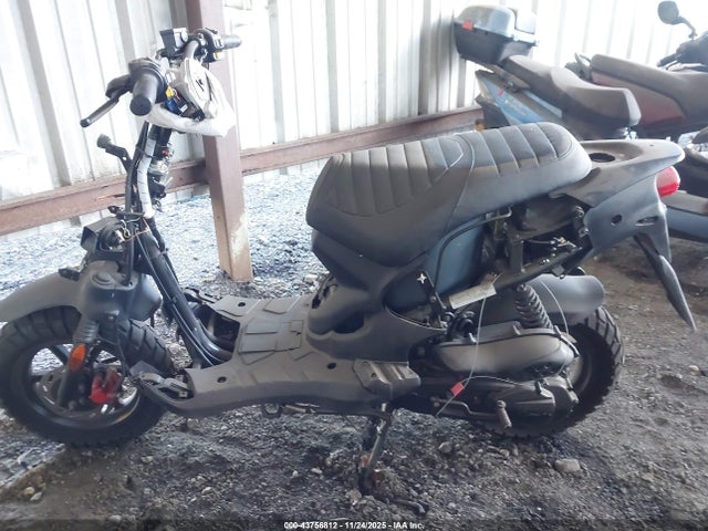 Продажа на аукционе авто 2024 Genuine Scooter Co. Roughhouse 50, vin: RFVPMP207R1025791, номер лота: 43756812