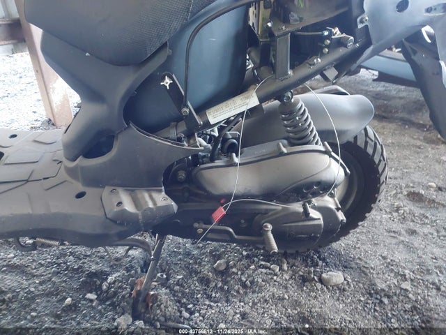 Продажа на аукционе авто 2024 Genuine Scooter Co. Roughhouse 50, vin: RFVPMP207R1025791, номер лота: 43756812
