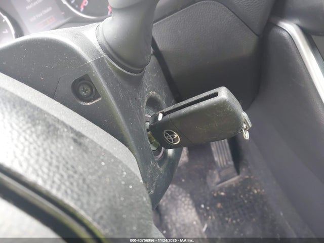 2019 TOYOTA RAV4 2T3H1RFV2KW030090 Photo 10