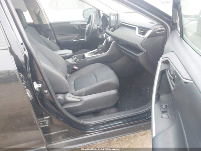 2019 TOYOTA RAV4 2T3H1RFV2KW030090 Photo 4