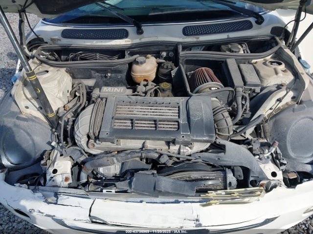 2005 MINI COOPER S WMWRE334X5TD91155 Photo 9