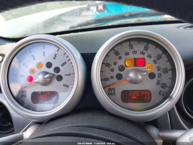 2005 MINI COOPER S WMWRE334X5TD91155 Photo 6