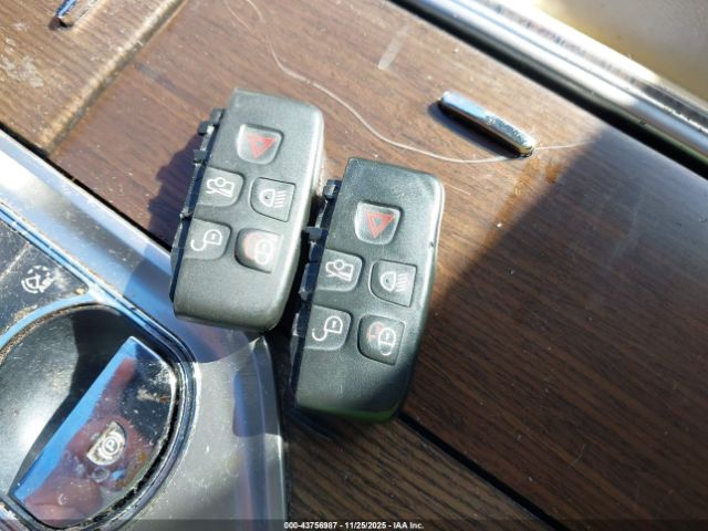 2013 JAGUAR XF SAJWA0ES4DPS99363 Photo 10