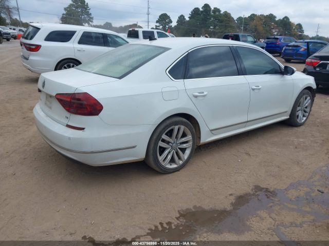 2017 VOLKSWAGEN PASSAT 1VWGT7A38HC019054 Photo 3