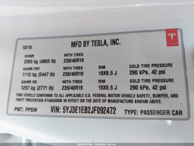2018 TESLA MODEL 3 5YJ3E1EB2JF092472 Photo 8