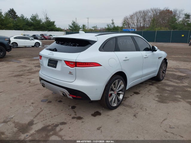 2017 JAGUAR F-PACE SADCM2BV2HA097332 Photo 3
