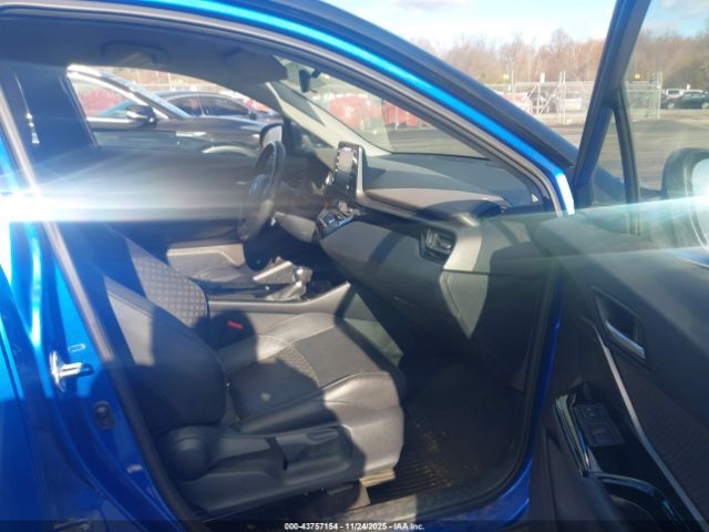 2021 TOYOTA C-HR NMTKHMBX1MR128669 Photo 4