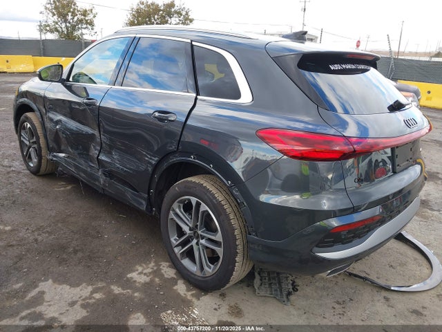 2025 AUDI ALL-NEW Q5 WA12AAGU2S2029781 Photo 2
