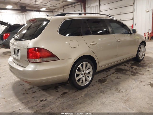Продажа на аукционе авто 2012 Volkswagen Jetta Sportwagen 2.0l Tdi, vin: 3VWPL7AJ8CM708520, номер лота: 43757226