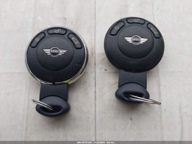 2016 MINI COUNTRYMAN WMWZC3C5XGWT10104 Photo 10