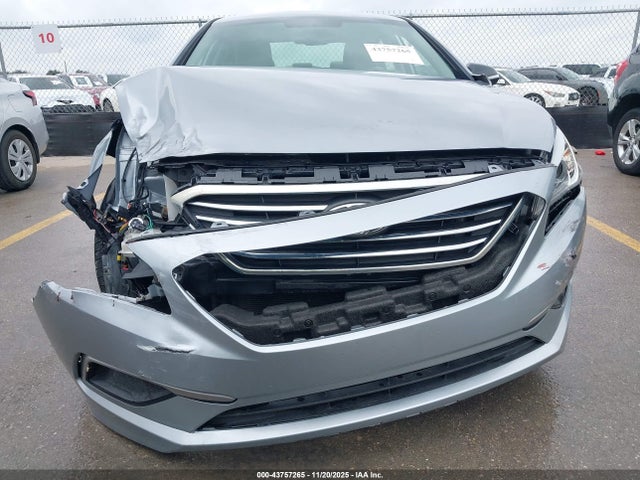 Aukcja sprzedaży 2017 Hyundai Sonata Se, vin: 5NPE24AF7HH553723, numer aukcji: 43757265