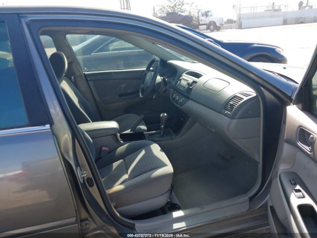 2005 TOYOTA CAMRY 4T1BE32K95U551145 Photo 4