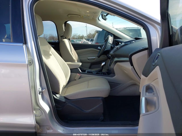 Ford ESCAPE SE 2018 1FMCU9G91JUC41498 Image 5