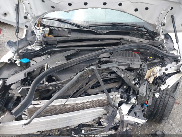 2019 MINI COUNTRYMAN WMZYT5C50K3J88812 Photo 9