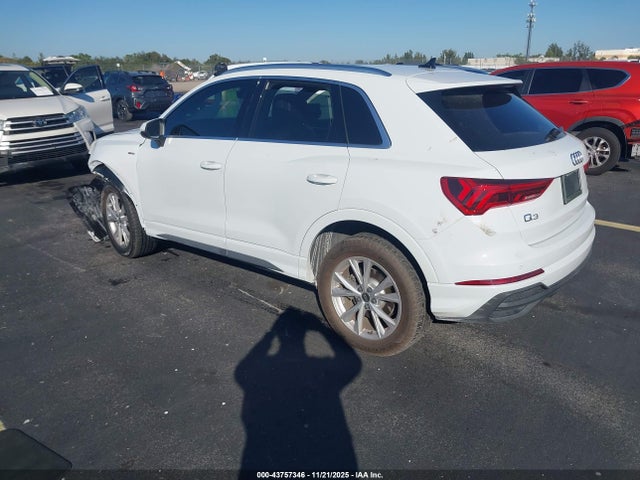 2025 AUDI Q3 WA1EECF39S1044130 Photo 2