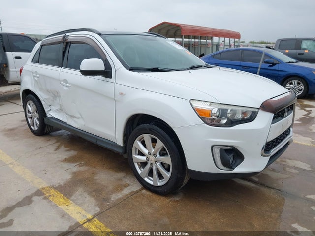 2015 MITSUBISHI OUTLANDER SPORT 4A4AP4AU3FE016318 Photo 0