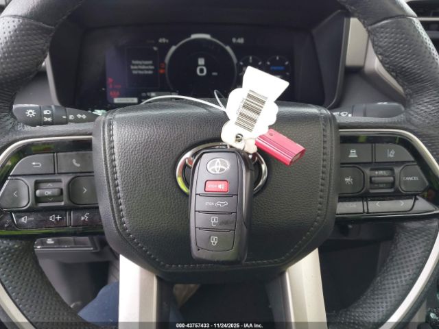 2024 TOYOTA TUNDRA HYBRID 5TFJC5DB6RX063709 Photo 10