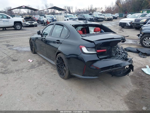 2021 BMW M3 WBS33AY06MFL36424 Photo 2