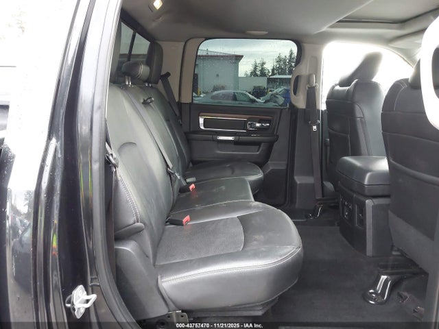 43757470 :رقم المزاد ، 1C6RR7VMXFS687932 vin ، 2015 Ram 1500 Laramie مزاد بيع