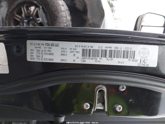 43757470 :رقم المزاد ، 1C6RR7VMXFS687932 vin ، 2015 Ram 1500 Laramie مزاد بيع