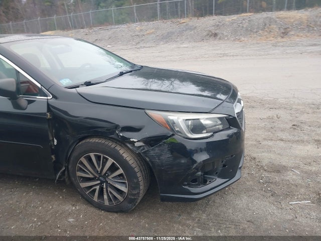 4S3BNAB64J3017837 Subaru Legacy 2.5i