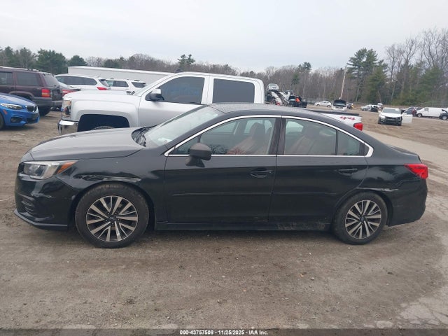 4S3BNAB64J3017837 Subaru Legacy 2.5i