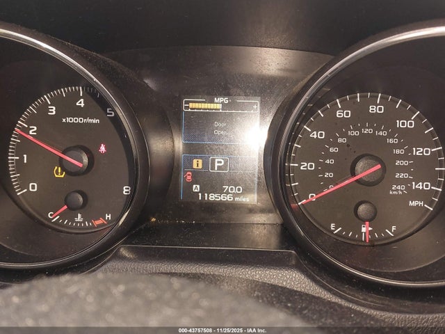 4S3BNAB64J3017837 Subaru Legacy 2.5i