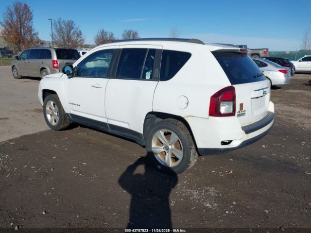 2014 JEEP COMPASS 1C4NJDBB6ED749233 Photo 2