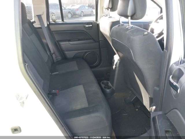 2014 JEEP COMPASS 1C4NJDBB6ED749233 Photo 7