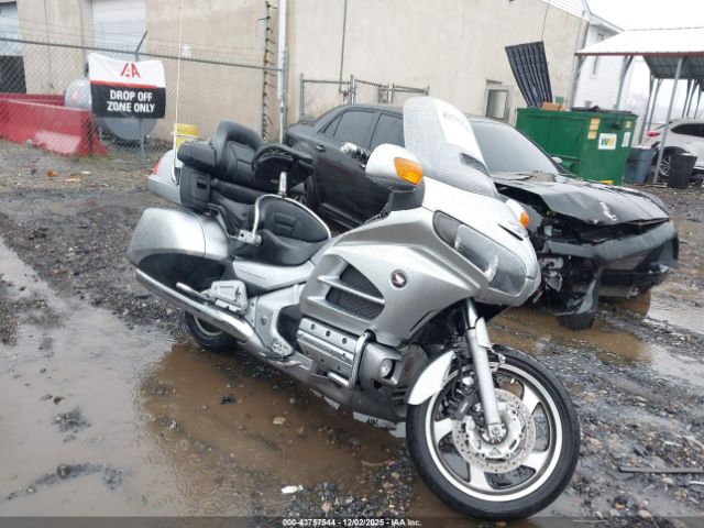 2015 HONDA GL1800 JH2SC68N2FK100138