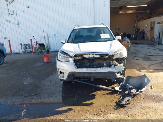 2019 Subaru Forester Limited მანქანა იყიდება აუქციონზე, vin: JF2SKASC7KH422420, აუქციონის ნომერი: 43757593