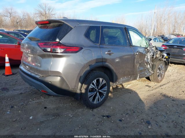 2021 NISSAN ROGUE 5N1AT3BB4MC773811 Photo 3
