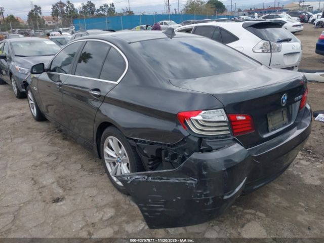 2016 BMW 528I WBA5A5C53GG350535 Photo 2