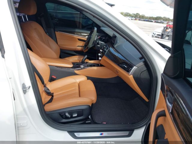 2019 BMW 530I WBAJA5C56KWW06163 Photo 4