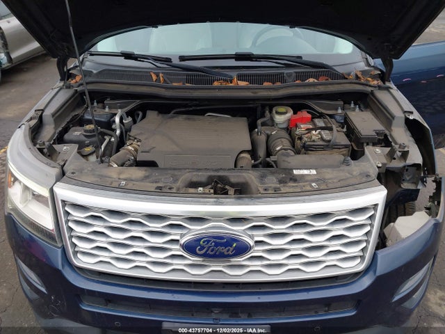 1FM5K8HT0HGB32705 Ford Explorer Platinum
