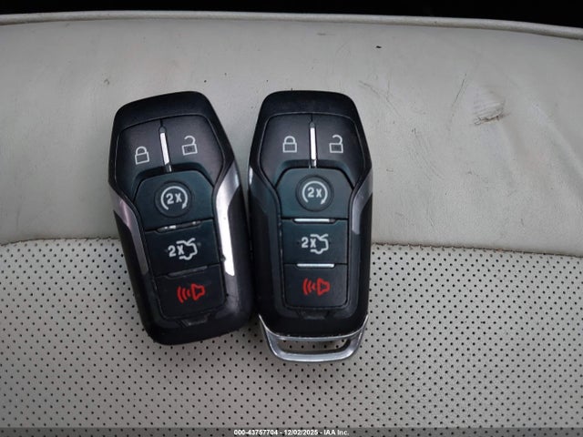 1FM5K8HT0HGB32705 Ford Explorer Platinum