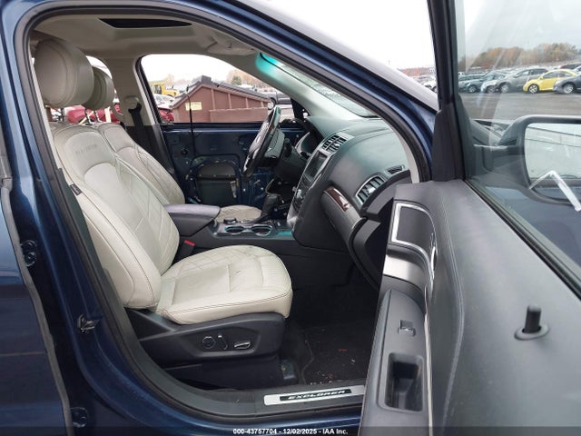 1FM5K8HT0HGB32705 Ford Explorer Platinum